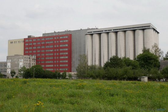 Panasonic Lumix G80 G85 sample building